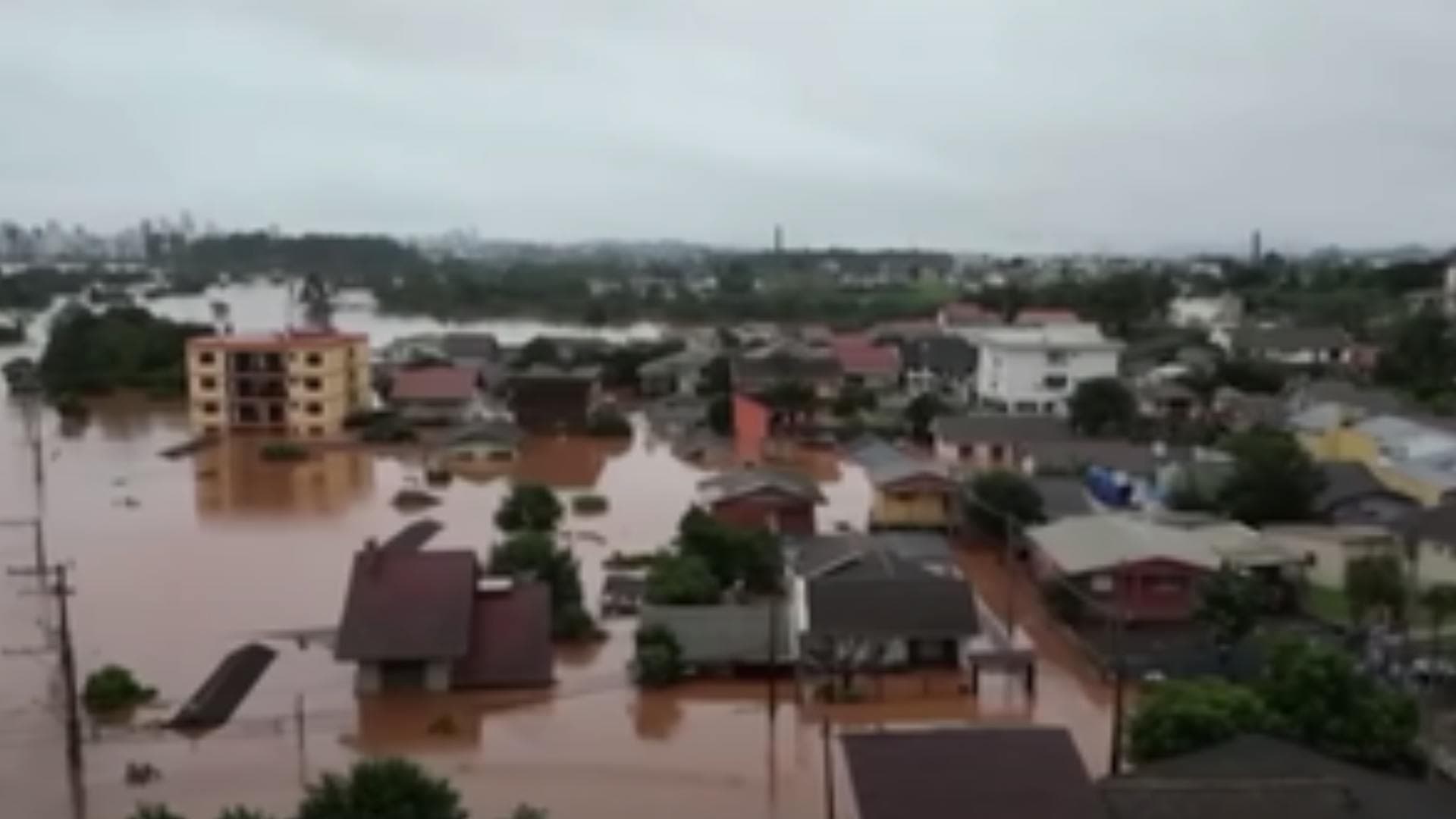 Death toll mounts to 75 in Brazil floods, over 100 missing