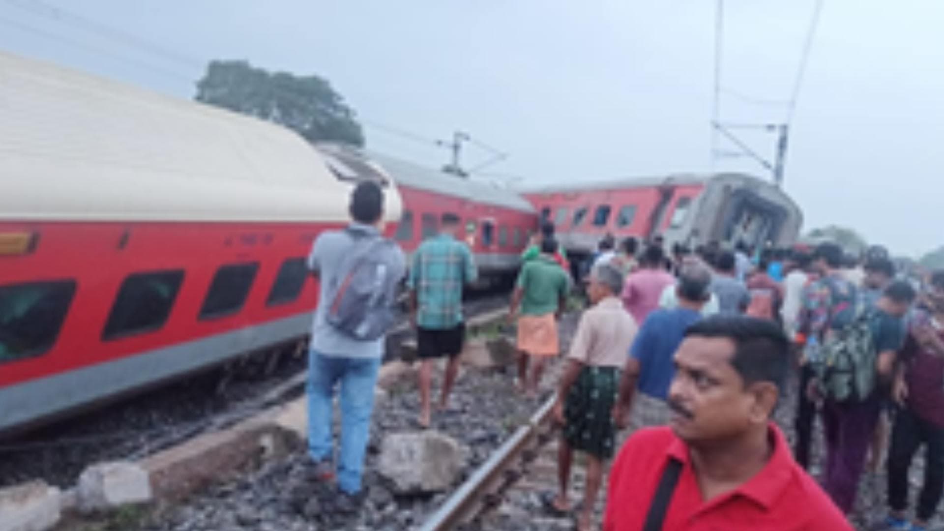 Howrah-CSMT Express Train Derails In Jharkhand, Two Dead