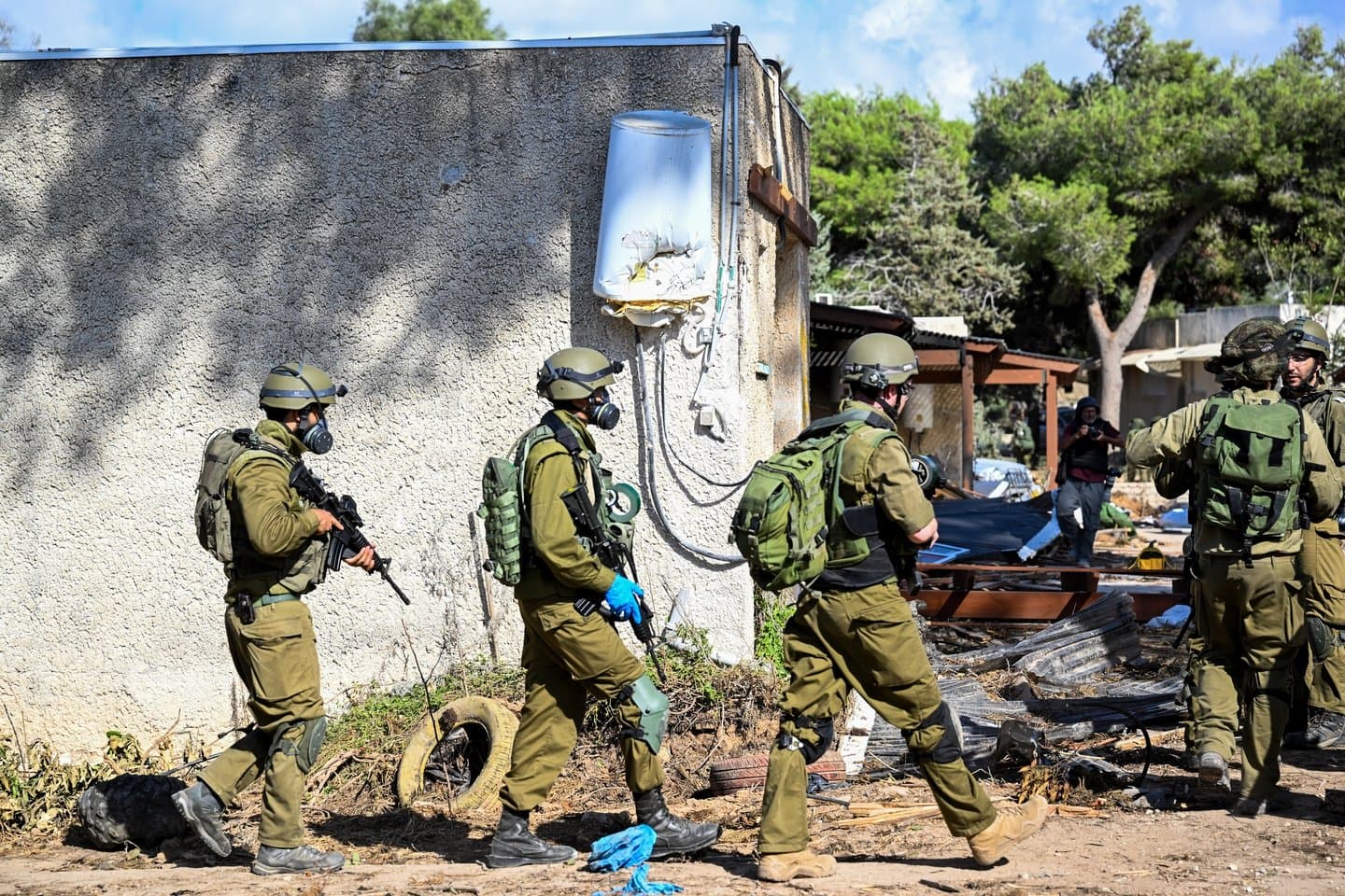 Hamas announces capture of Israeli soldiers in Gaza, Israel denies