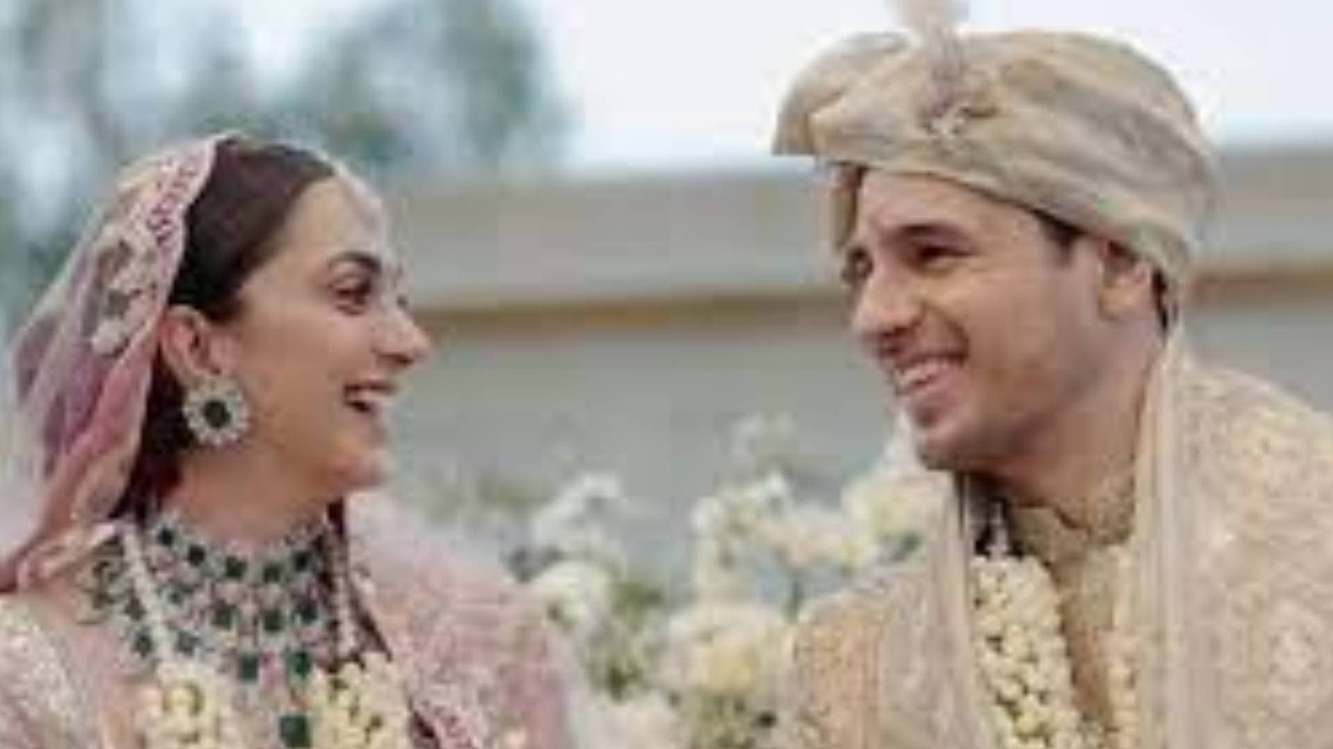 Kiara Says Sid Proposed To Her In Italy Right Before Coming On ‘Koffee With Karan’