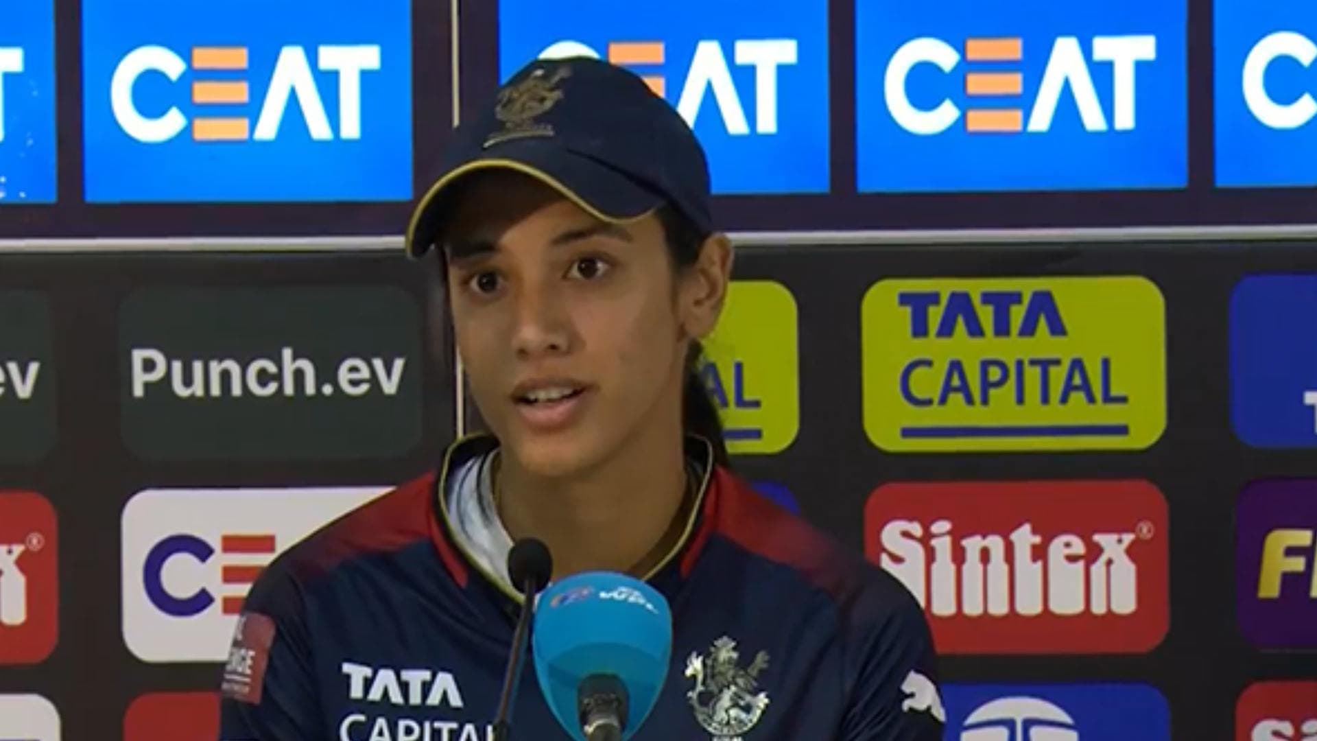 "Virat Looked Happy" Smriti Mandhana On Speaking To Virat Kohli After RCB's WPL Win