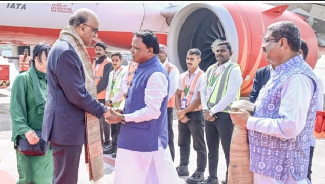 Singapore President Tharman Shanmugaratnam Arrives In Bhubaneswar On Two-Day Visit To Odisha