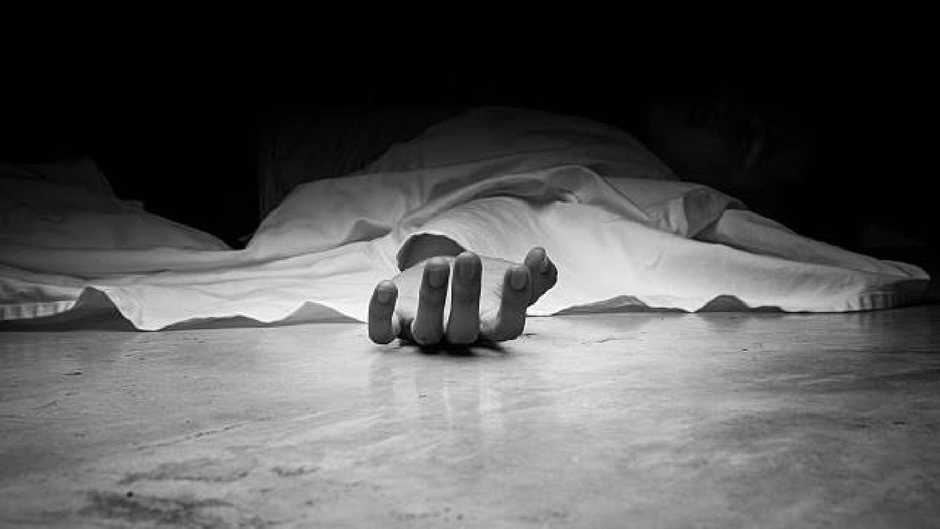 Youth Found Hanging From Tree In Bhubaneswar's Madhusudan Park