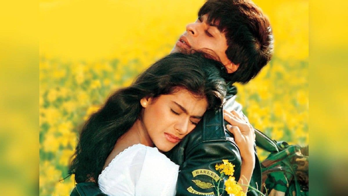 Shah Rukh Khan, Kajol-Starrer ‘DDLJ’ Gets A Statue Erected In Leicester Square
