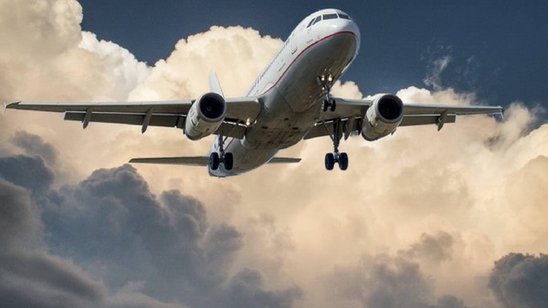 Flight Operations Hit At Delhi Airport After Dust Storm; 50 Flights Delayed, Several Cancelled