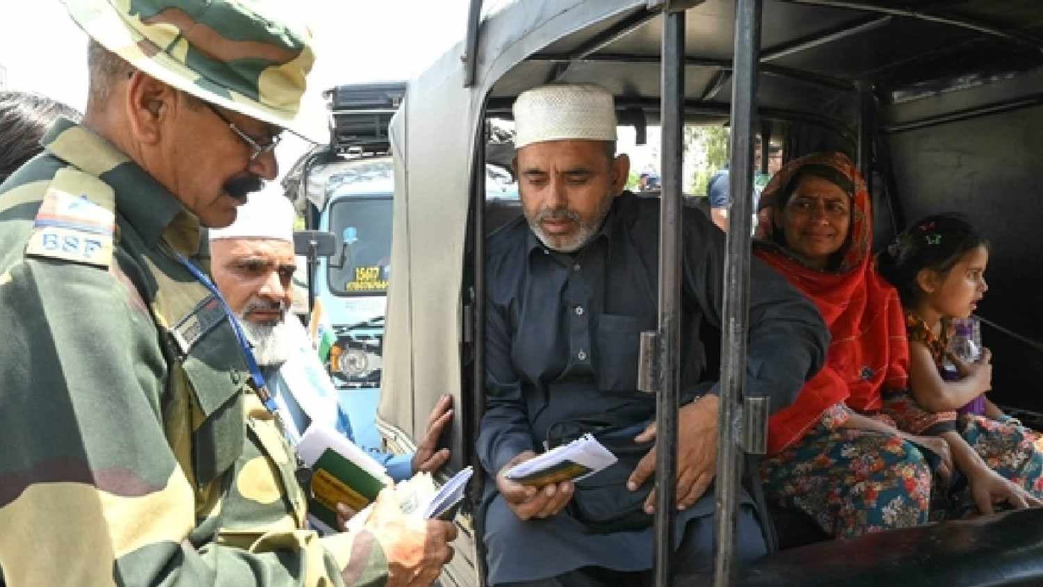 Pakistani Nationals Begin Leaving India After Govt Orders Closure Of Attari Border