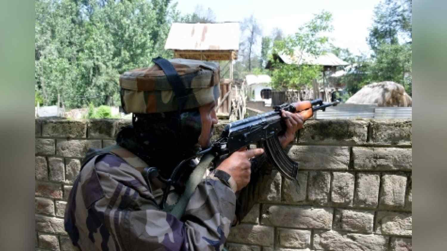 Gunfight Starts Between Security Forces, Terrorists In J&K’s Shopian