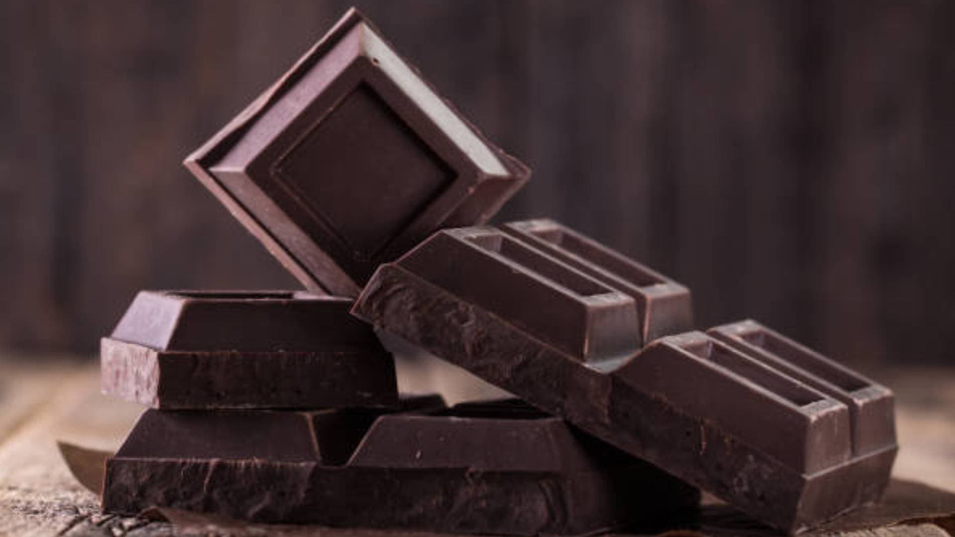 High Blood Pressure? Dark Chocolate, Tea May Help, Says Study
