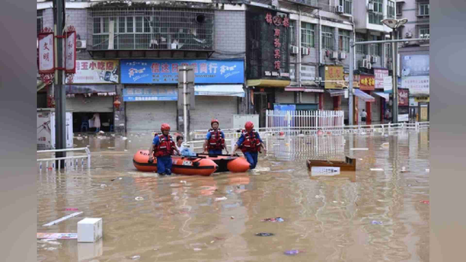 Beijing Issues 'Blue Alert' For Rainstorms