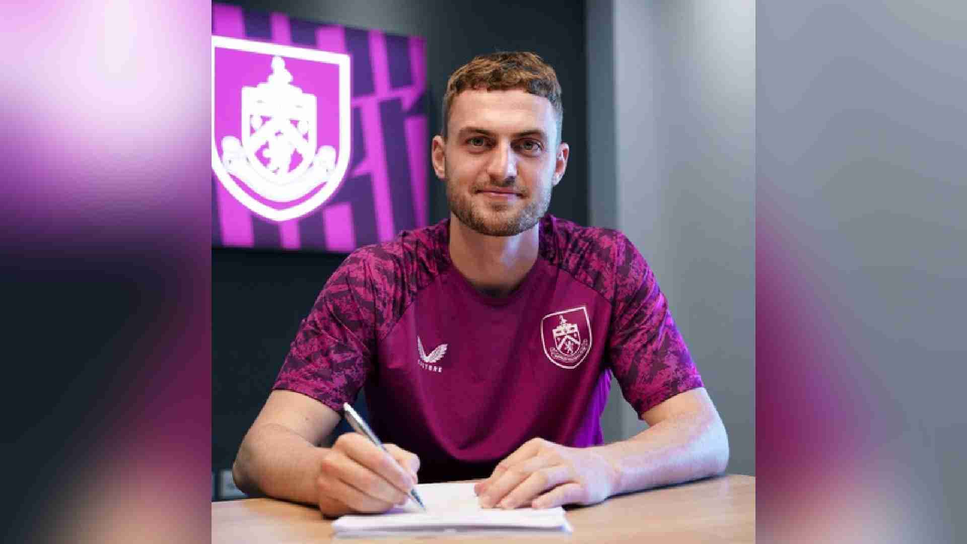 Burnley Re-Sign Denmark Winger Jacob Bruun Larsen From Stuttgart