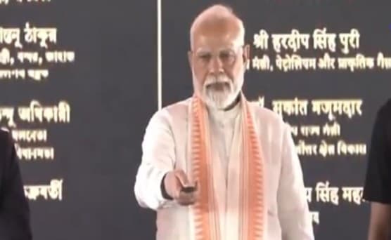 PM Modi Inaugurates Multiple Development Projects in West Bengal
