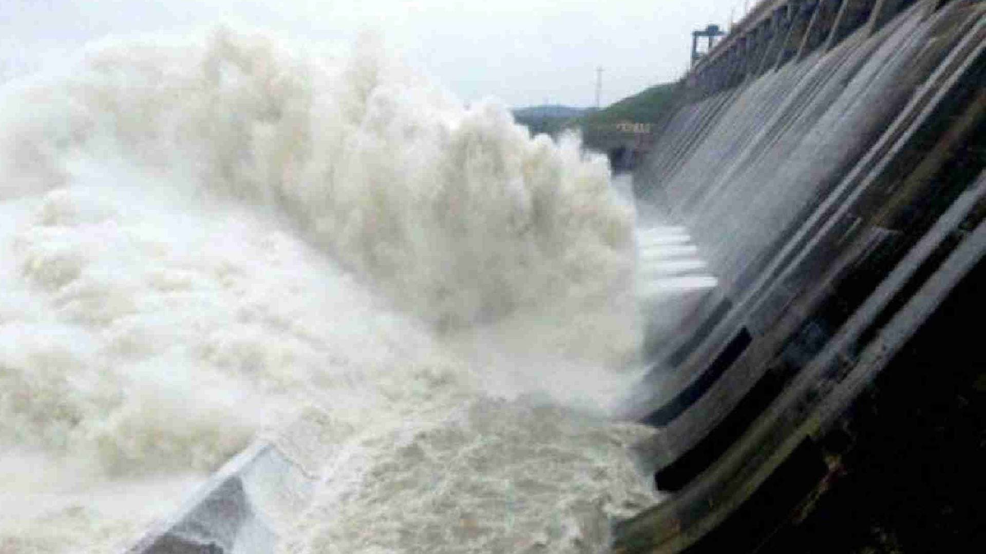 Hirakud Dam Closes Four Gates as Water Level Drops