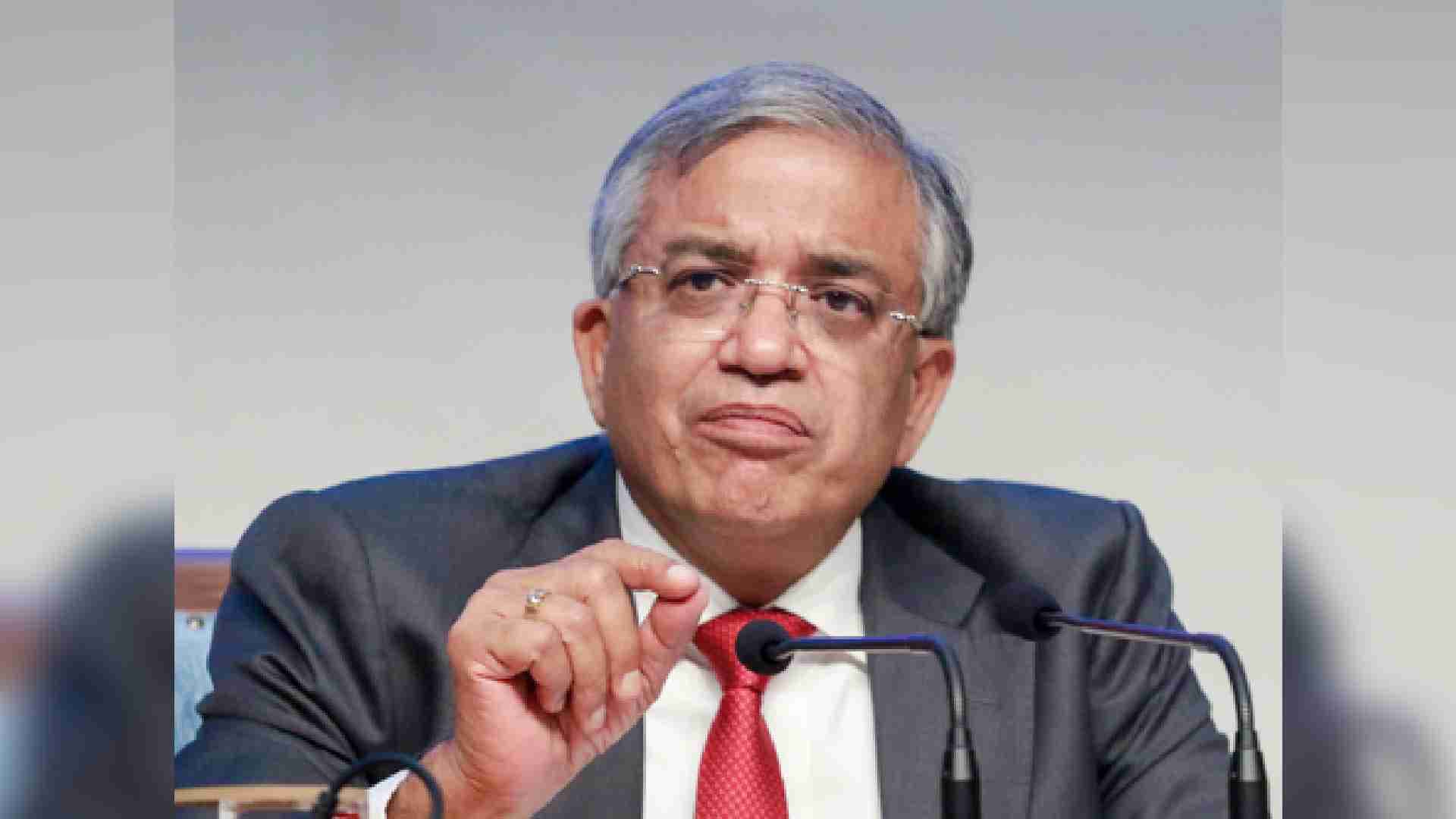 CEC Hits Back At Rahul Gandhi’s Charge, Says 'Baseless Allegations Can’t Override Law'