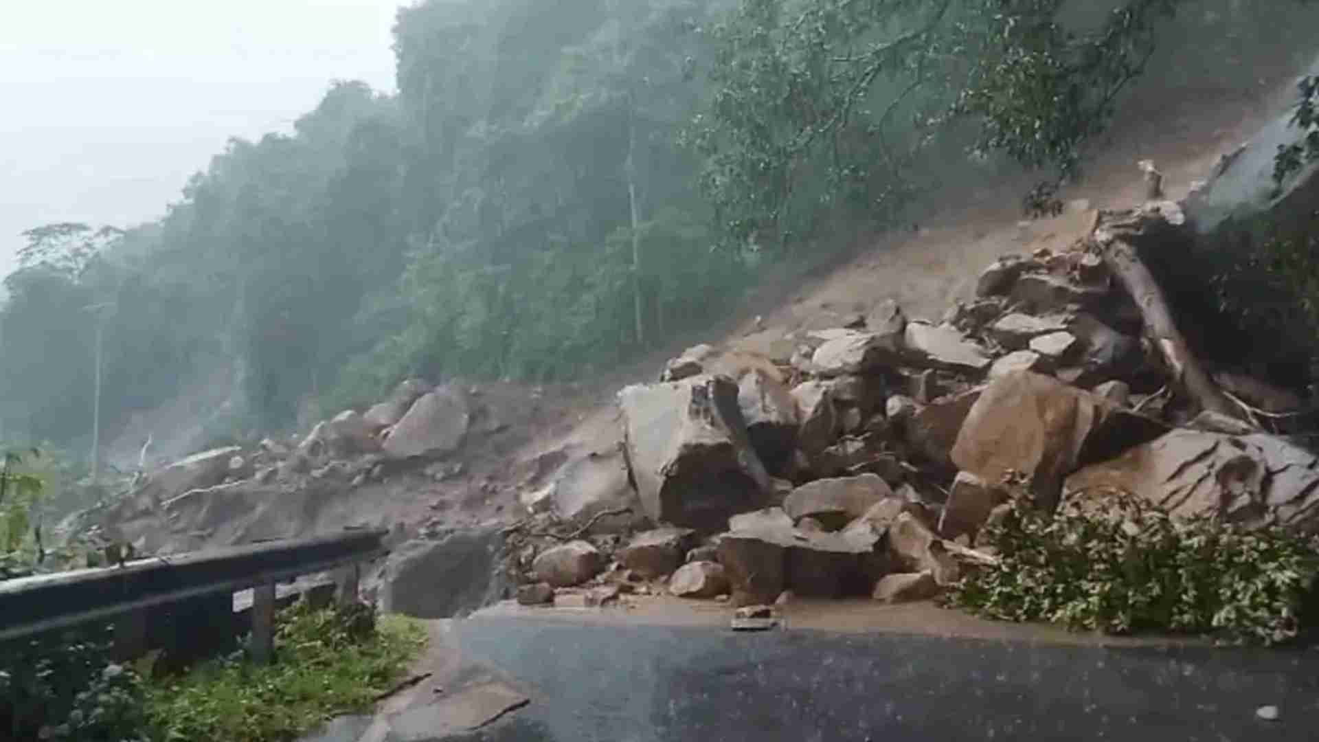 Landslide Ravages Kalinga Ghat, Cuts Off Road Connectivity To Kandhamal