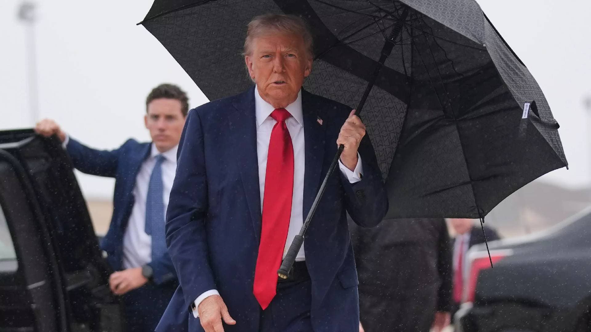 Trump Declares End to Gaza War, Heads to Peace Summit in Egypt