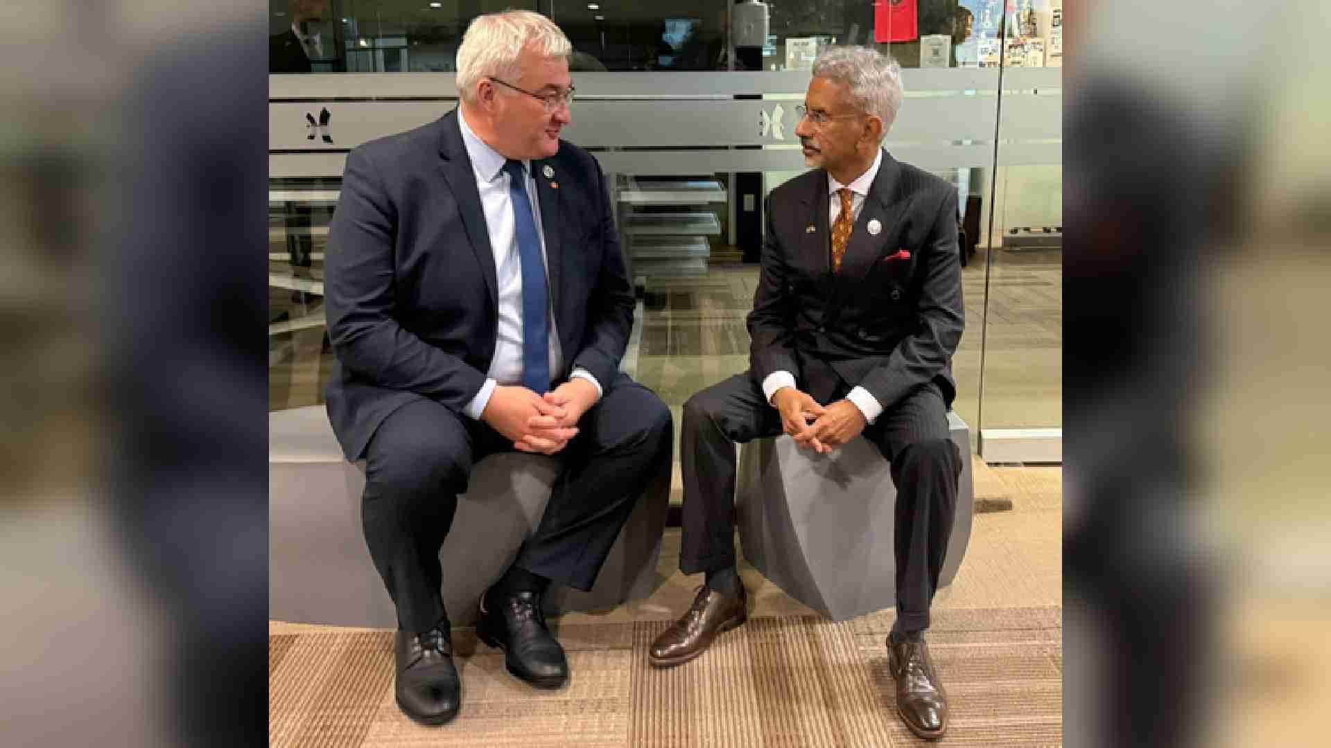 EAM Jaishankar Connects With Ukrainian FM Sybiha, Reviews Conflict Situation