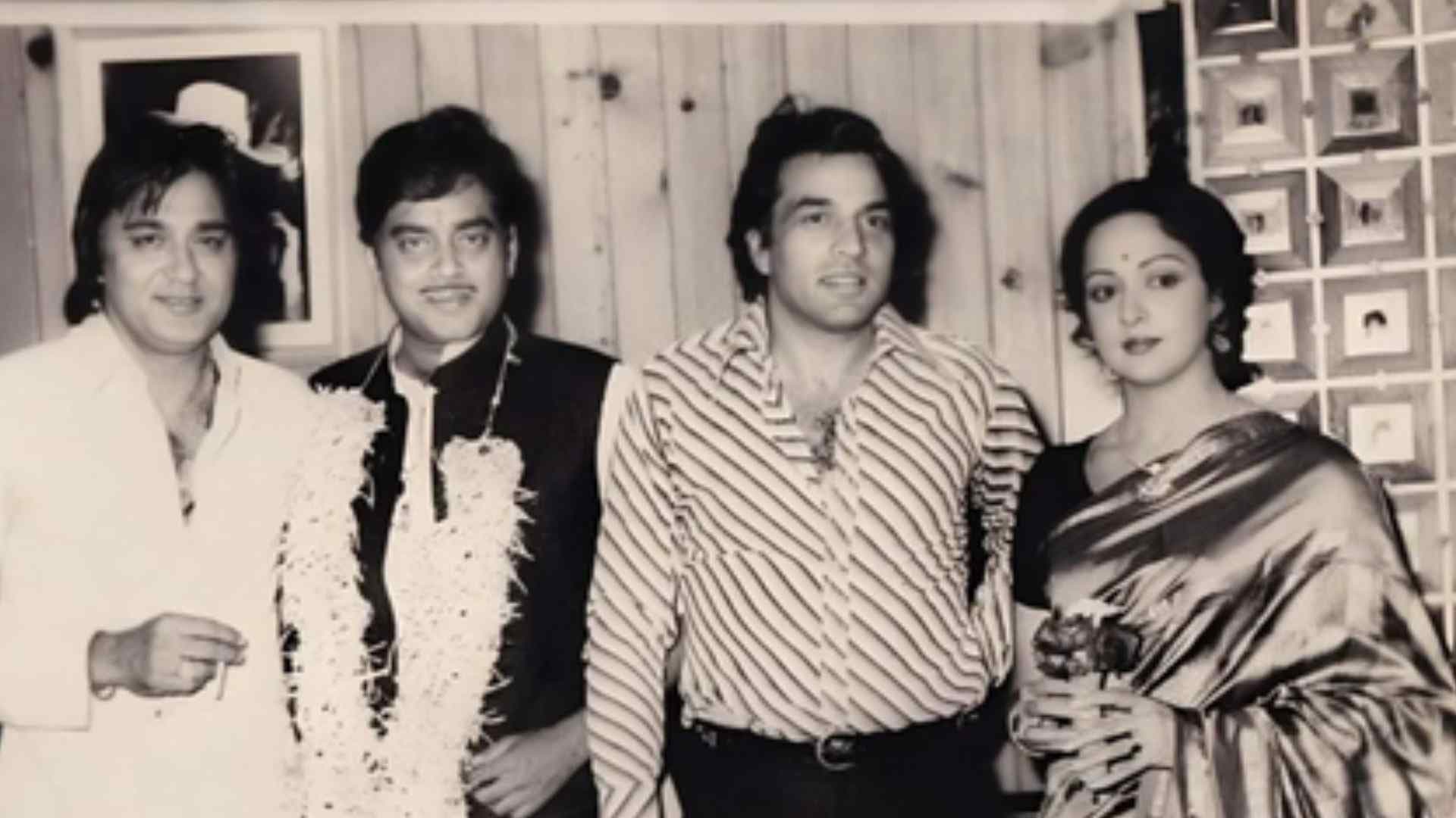 Shatrughan Sinha Pays Heartfelt Tribute To Dharmendra, Extend Support To Hema Malini