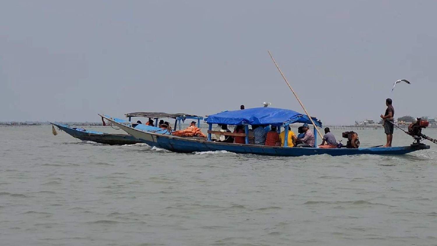 Puri Admin Issues Fog Safety Guidelines, Boat Services In Chilika Restricted Until 11 AM