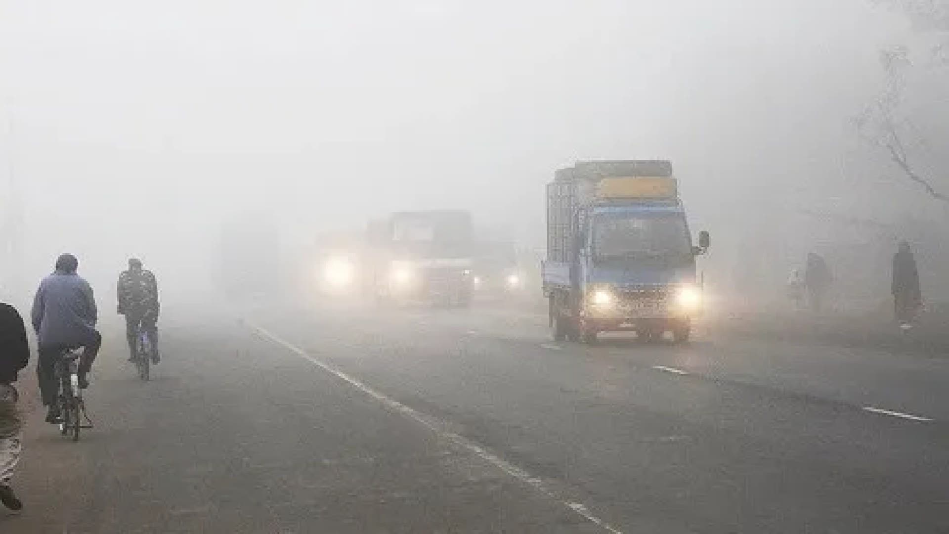 Cold Wave Grips Twin Cities, Fog Adds to Chill in Odisha