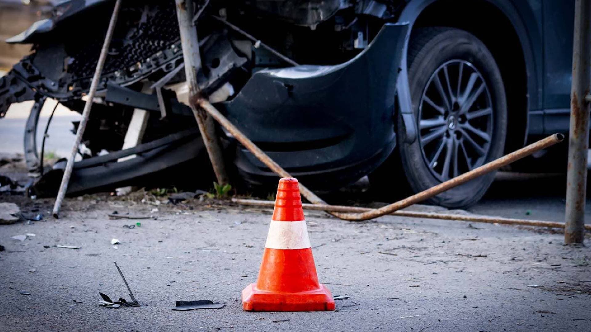 One Killed, Two Critical As Speeding Thar Collides Hits Bike In Bhubaneswar