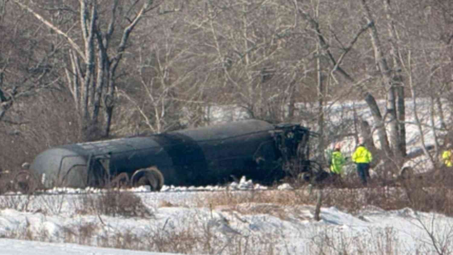 Train Carrying Propane, Other Flammable Materials Derails In Connecticut