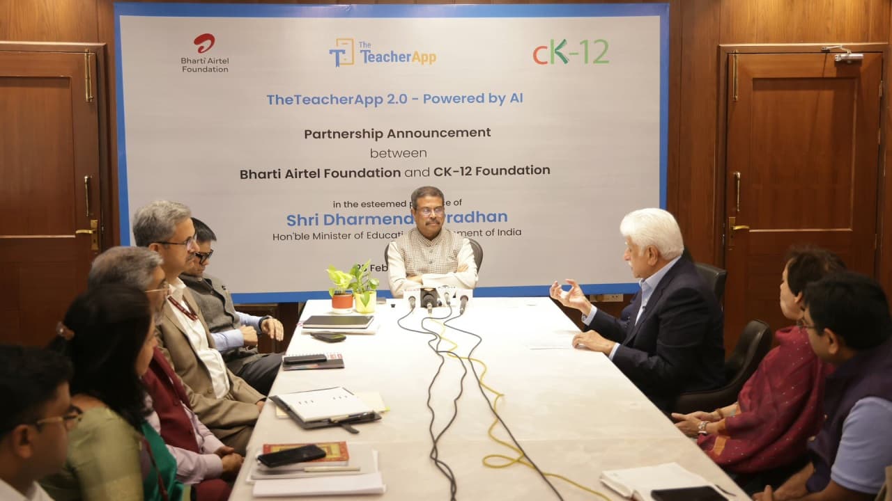 Dharmendra Pradhan Launches AI-Powered Teacher App 2.0