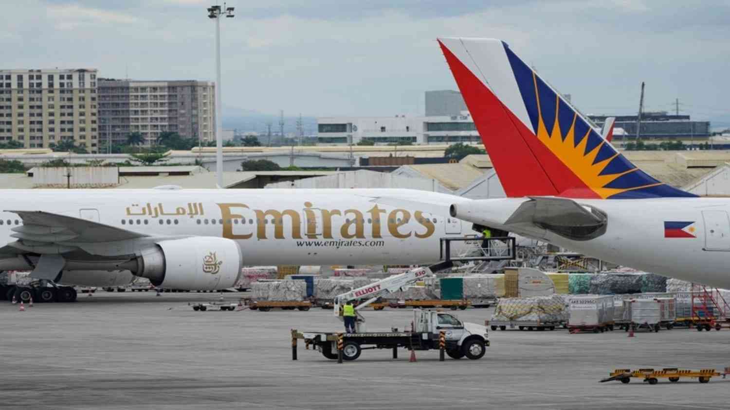 "Do Not Go To The Airport", Urges Emirates as it Suspends all flights to and from Dubai
