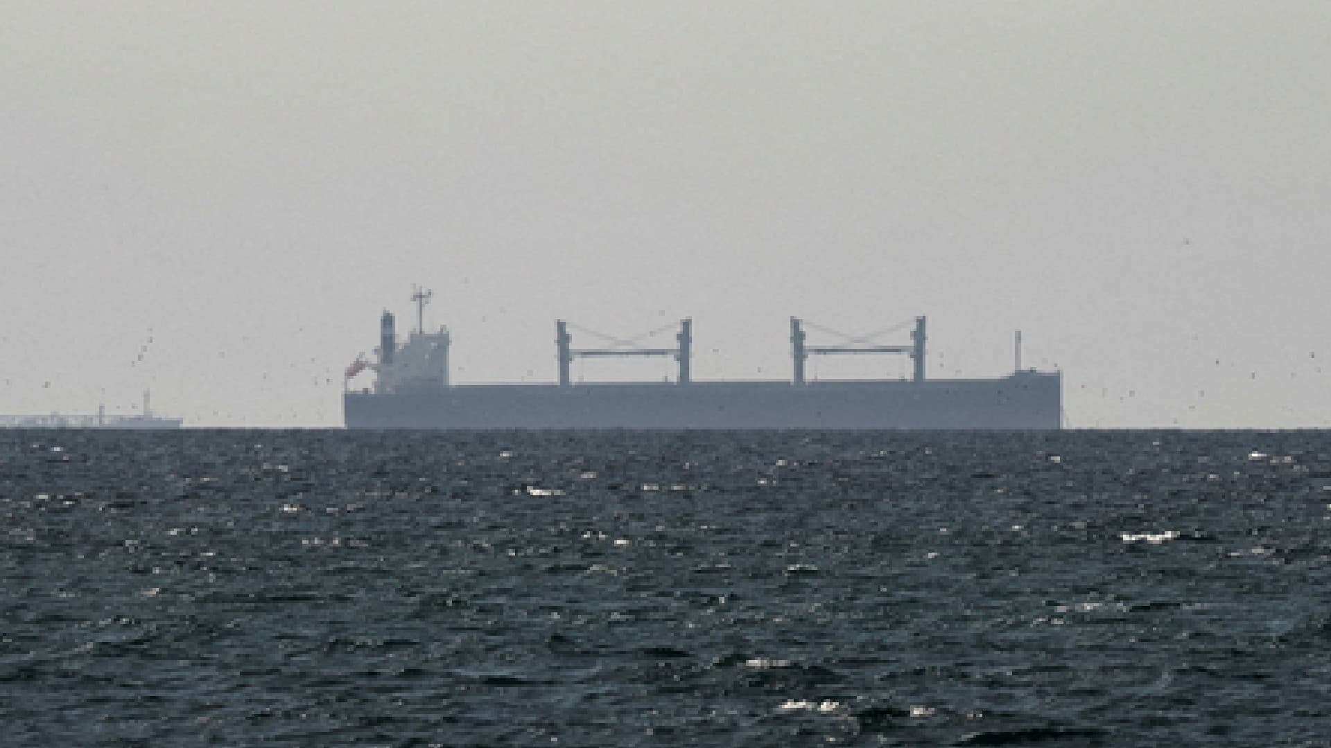 South Korea Shares Ship Data With Iran as Korean Vessels Remain Stranded in Hormuz: Report