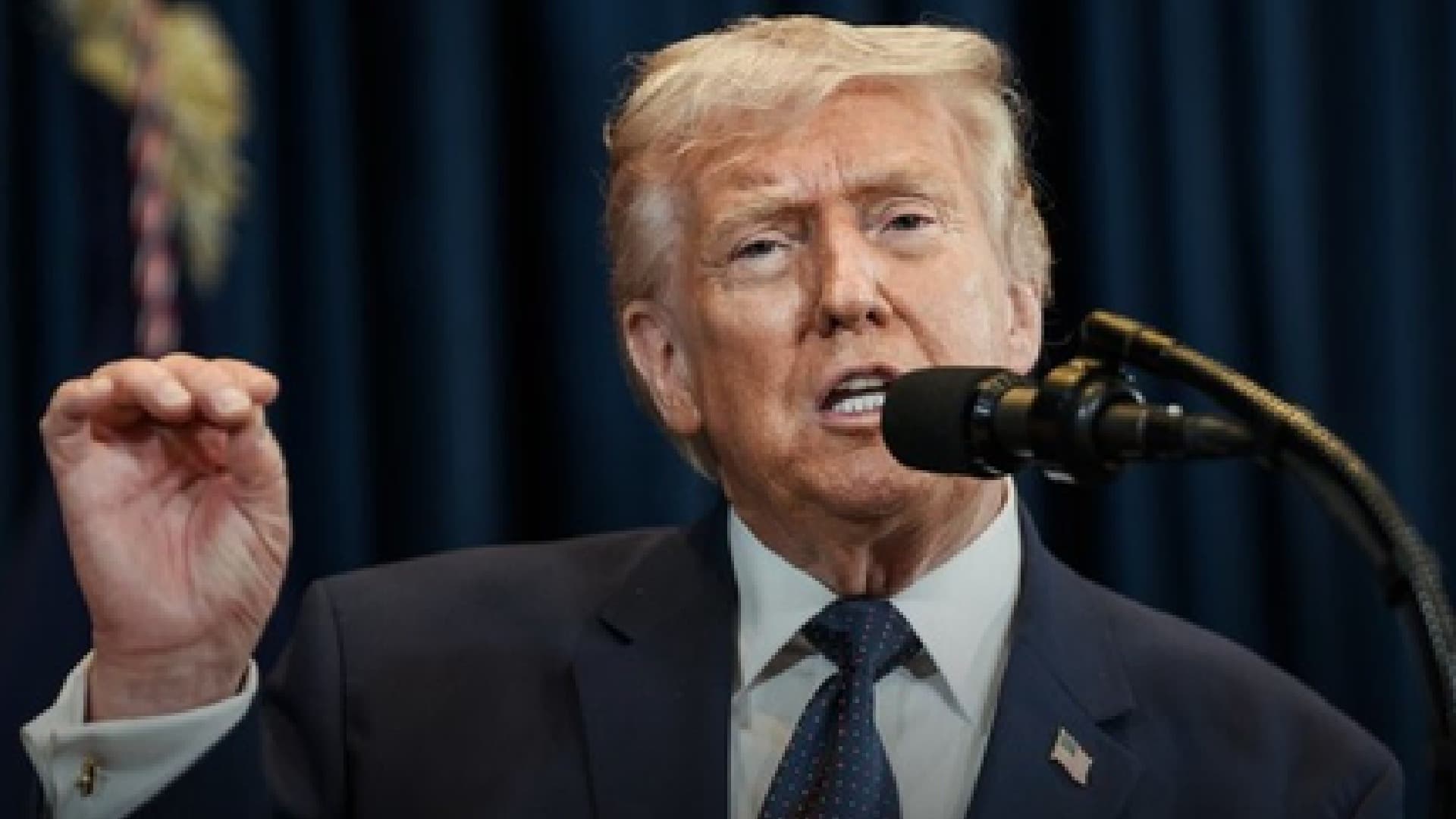 'Let The Show Go On', Says Trump After Shots Fired At White House Event