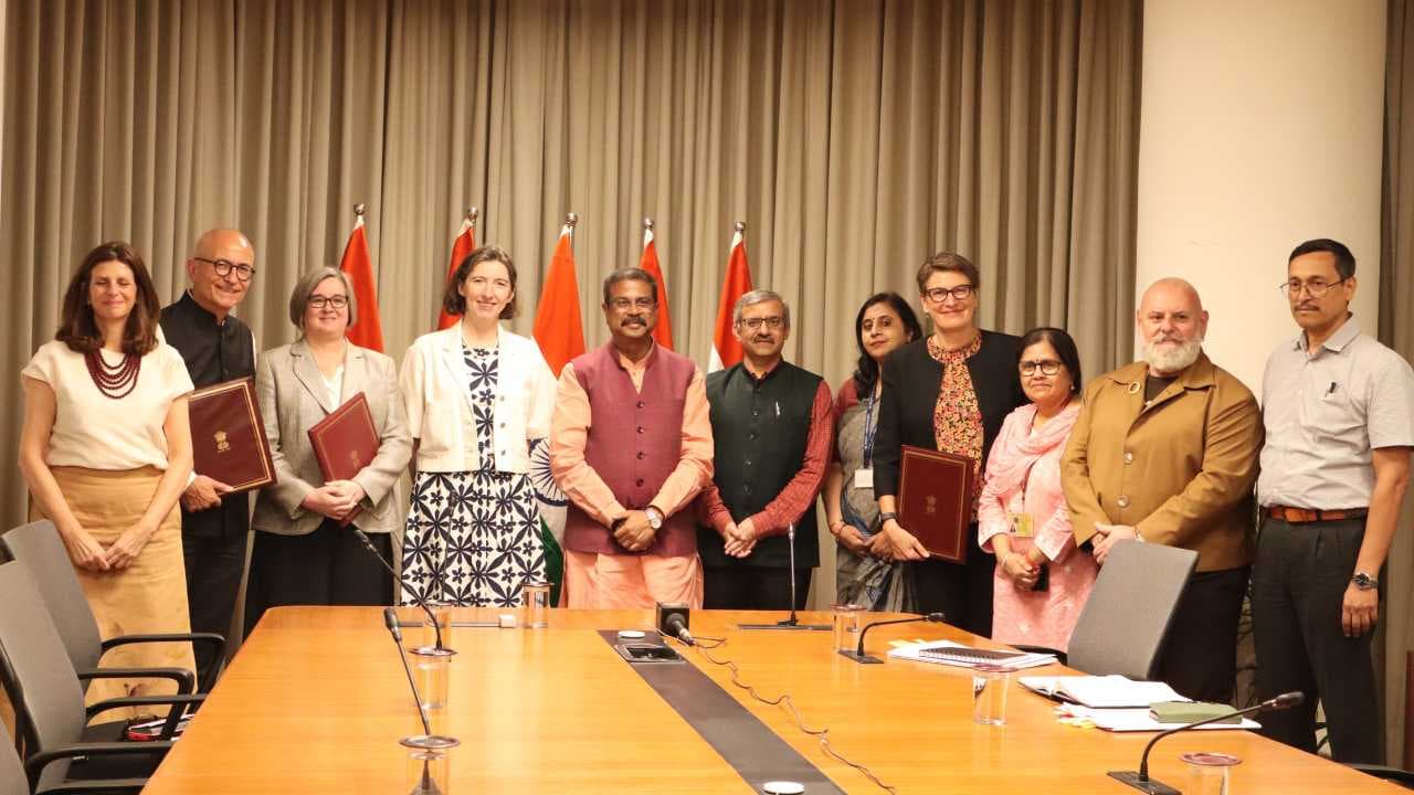 Three Foreign Universities Approved to Establish Campuses in India; Dharmendra Pradhan Welcomes Global Institutions