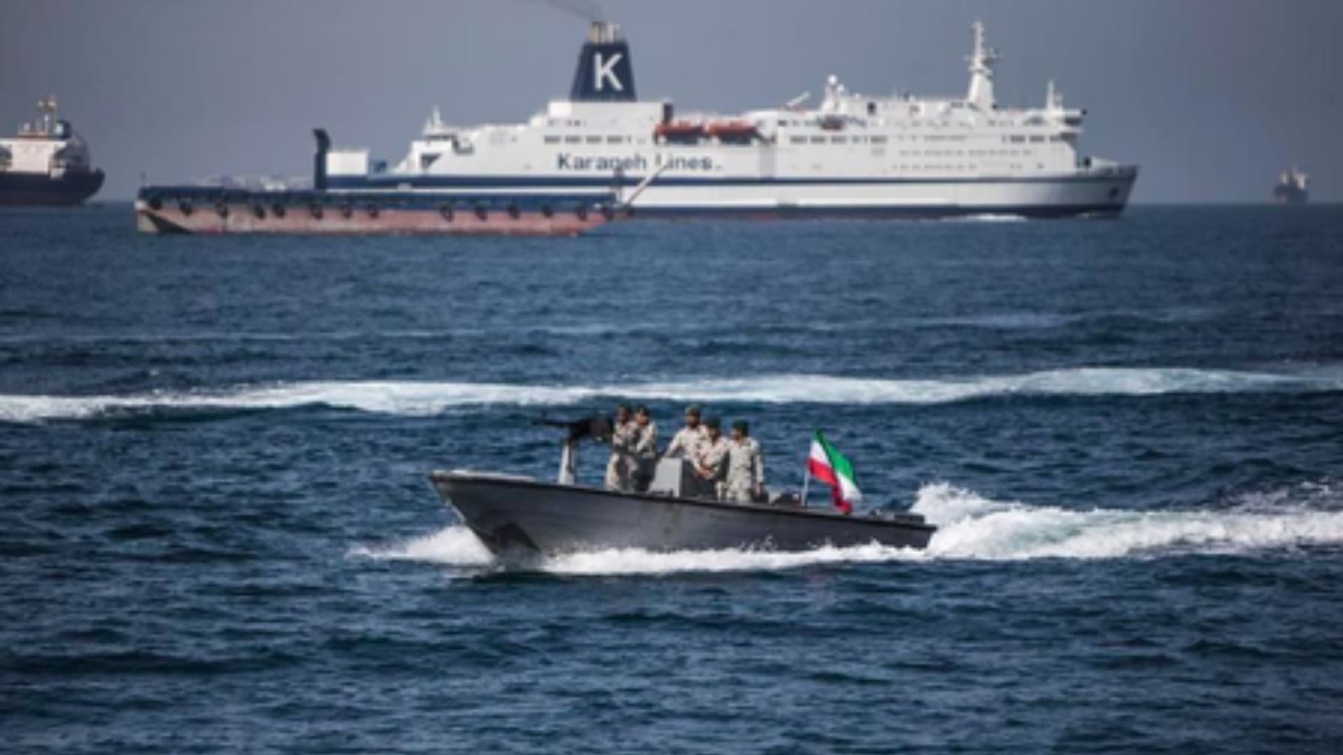 Ceasefire Talks Resume as US, Iran Halt Strikes in Strait of Hormuz