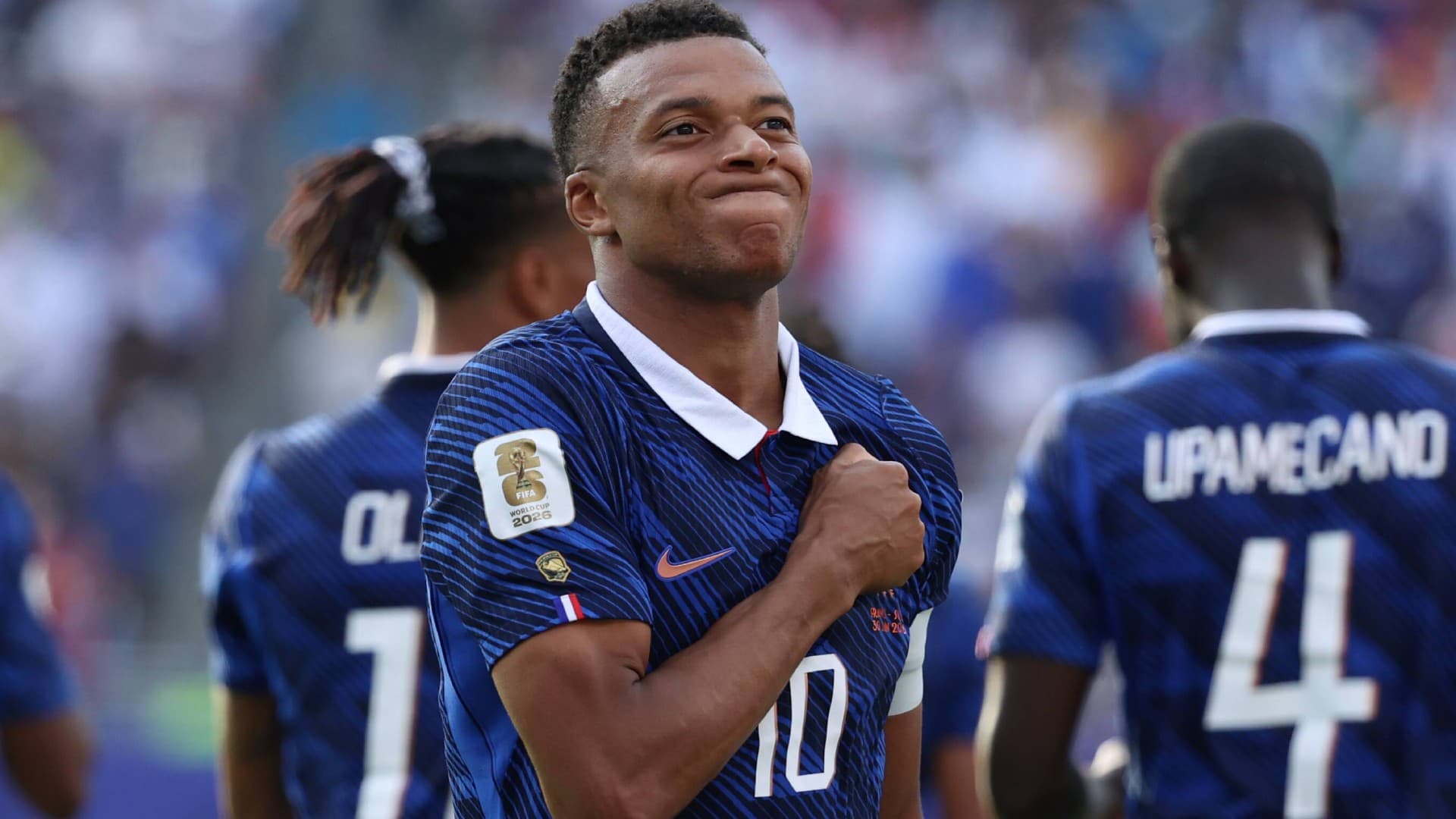 Kylian Mbappe Closes In on Lionel Messi as France Breeze Past Sweden into FIFA World Cup Last 16