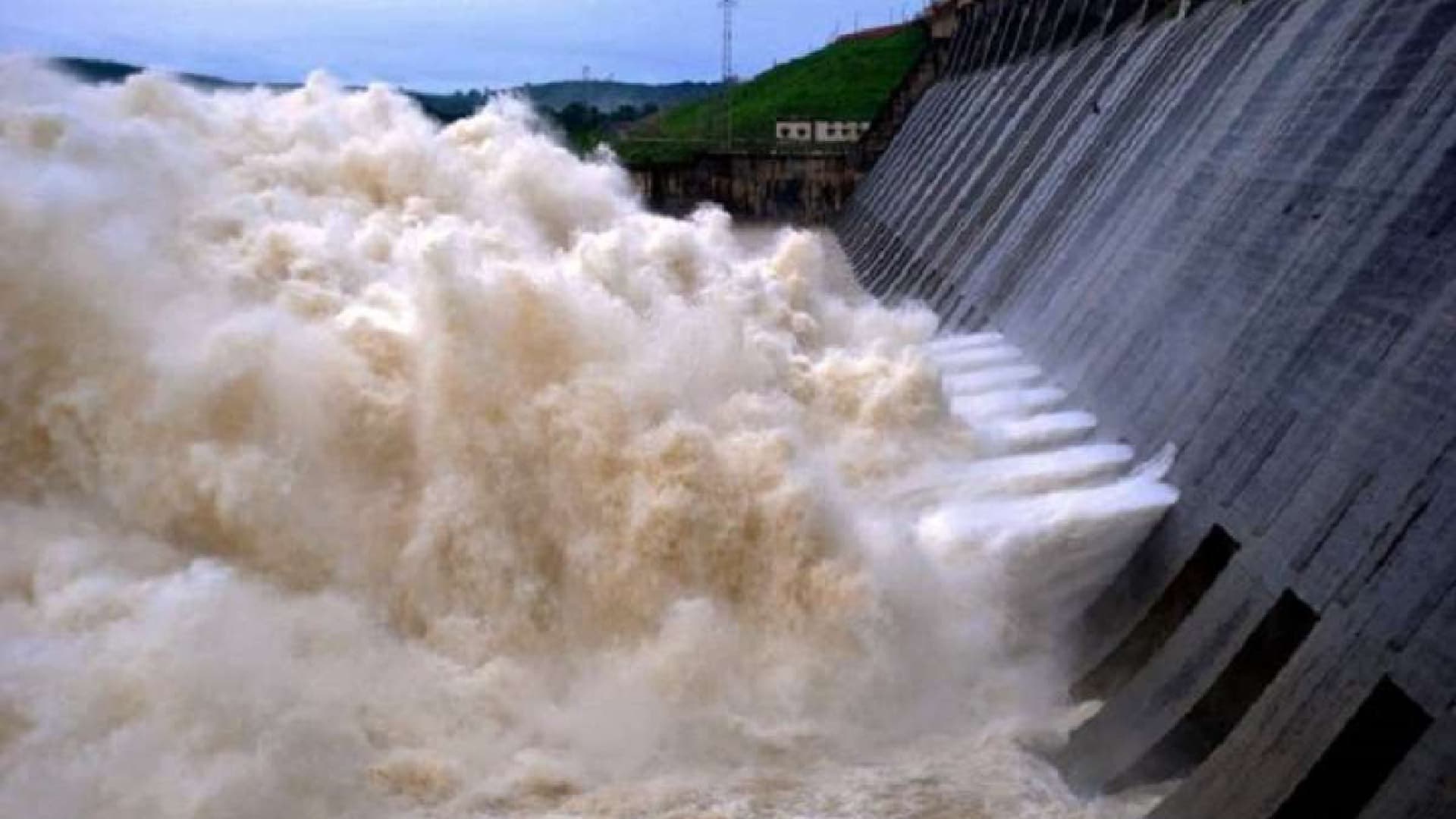 Hirakud Dam Gates to Open Today for First Floodwater Release of 2026