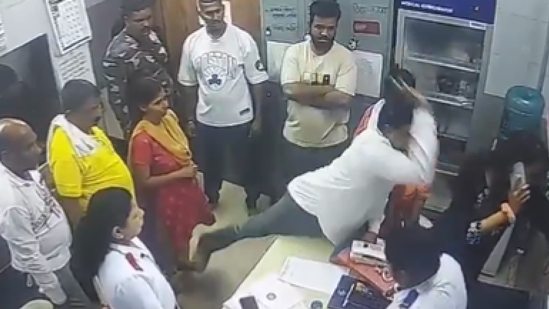 Woman Doctor Resigns After Assault by Shiv Sena Corporator as Colleague Quits Citing Safety Fears