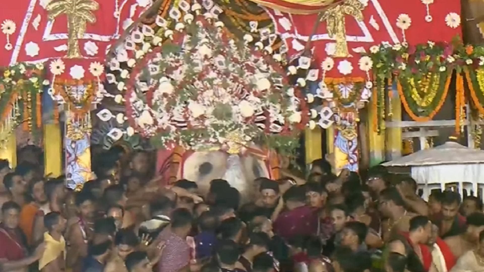 Adapa Mandap Bije Concludes as Deities Enter Gundicha Temple in Puri
