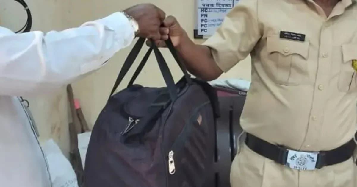 Odisha Constable Returns Lost Bag with ₹1.10 Lakh Cash, Laptop, and Documents