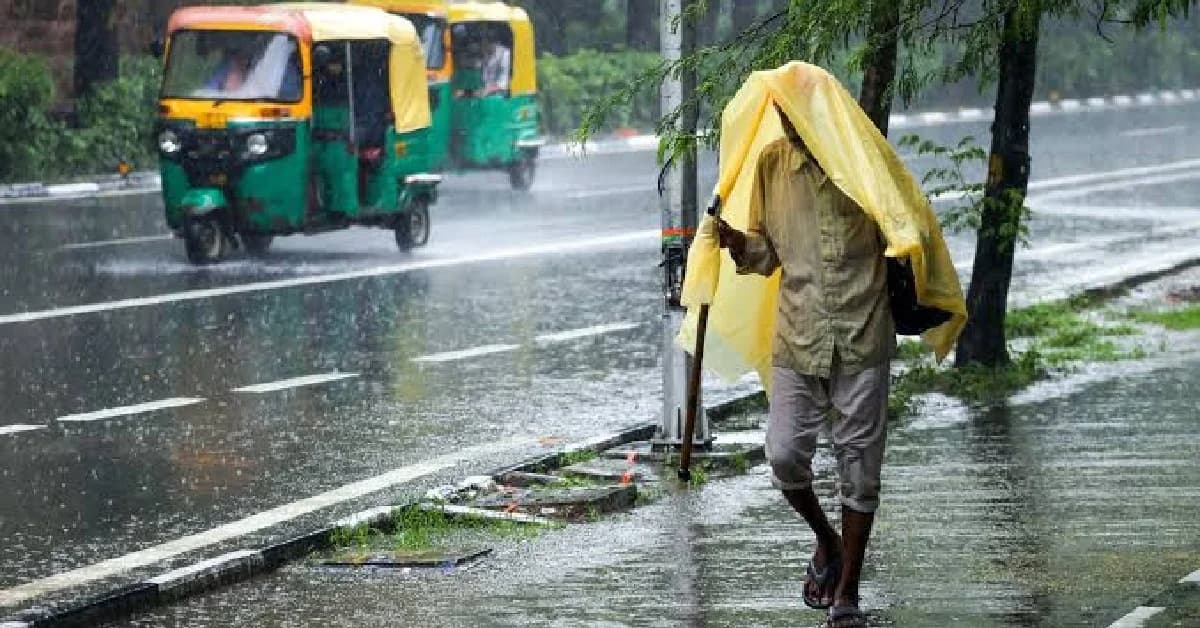 IMD Issues Red Warning for Three Odisha Districts as Low-Pressure Intensifies