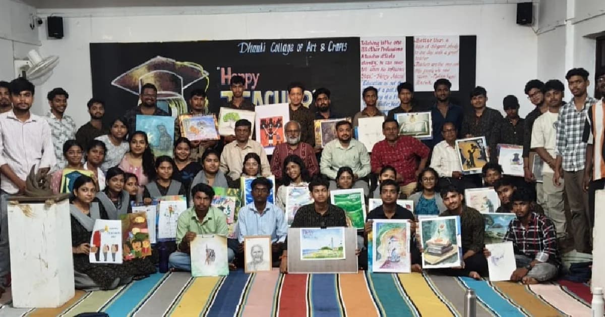 Students of Dhauli College of Art and Crafts Mark Teachers' Day With Painting And Sculpture Camp
