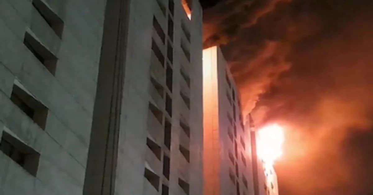 Major Fire Erupts at Surat Textile Market; 22 Fire Tenders Deployed, No Casualties Reported