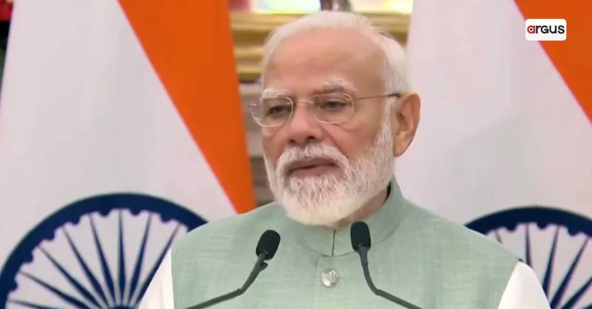 Union Cabinet Passes Resolution Congratulating PM Modi on 25 Years of Continuous Leadership