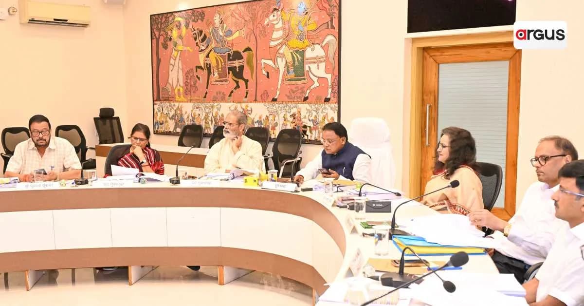Odisha Cabinet Lauds PM Modi’s 25 Years in Public Service, Clears 16 Proposals