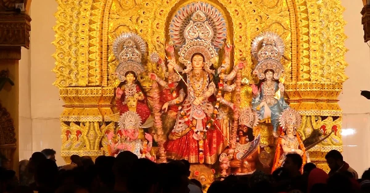 Maha Navami Rituals Underway at Shaktipeeths in Odisha; Puja Pandals Celebrate Maha Ashtami