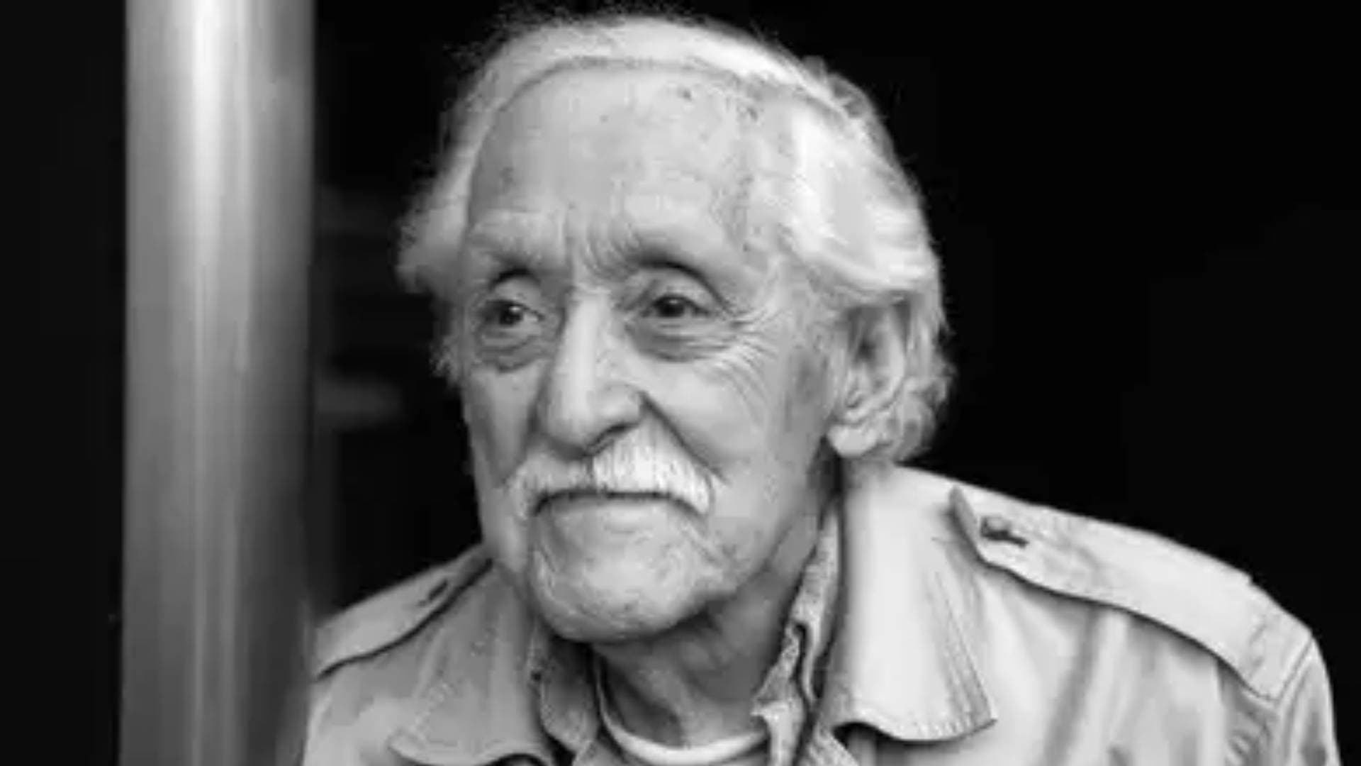 'Men In Black' Actor Mike Nussbaum Passes Away At 99