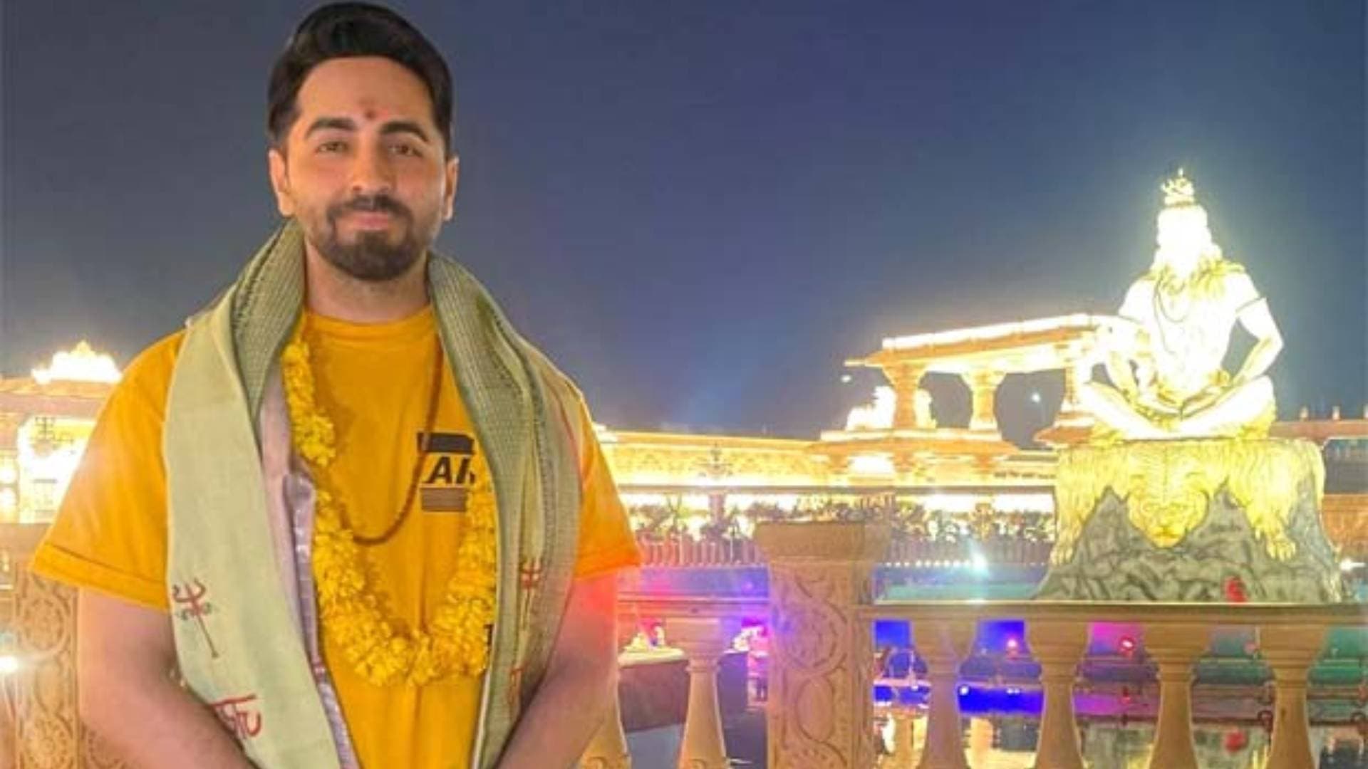Ayushmann Khurrana Seeks Blessings At Mahakaleshwar Temple