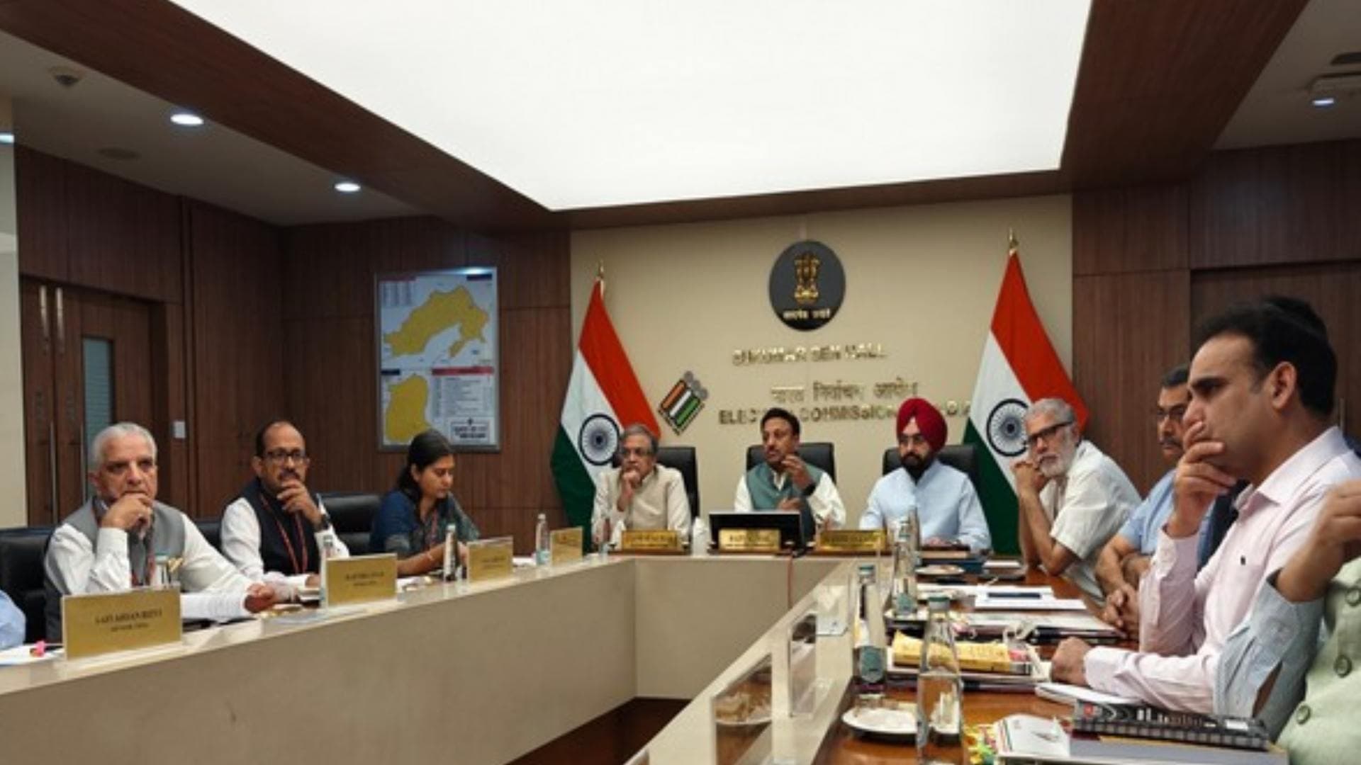 LS Polls: Election Commission Holds Meeting To Discuss Measures To Mitigate Risks Due To Heat Wave