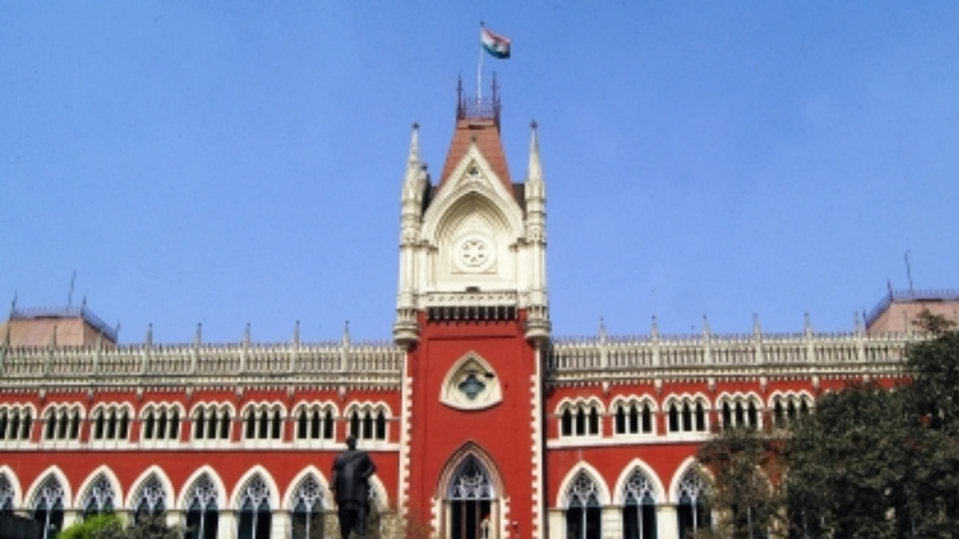 Bengal school job case: Calcutta HC cancels 25,753 appointments made in 2016