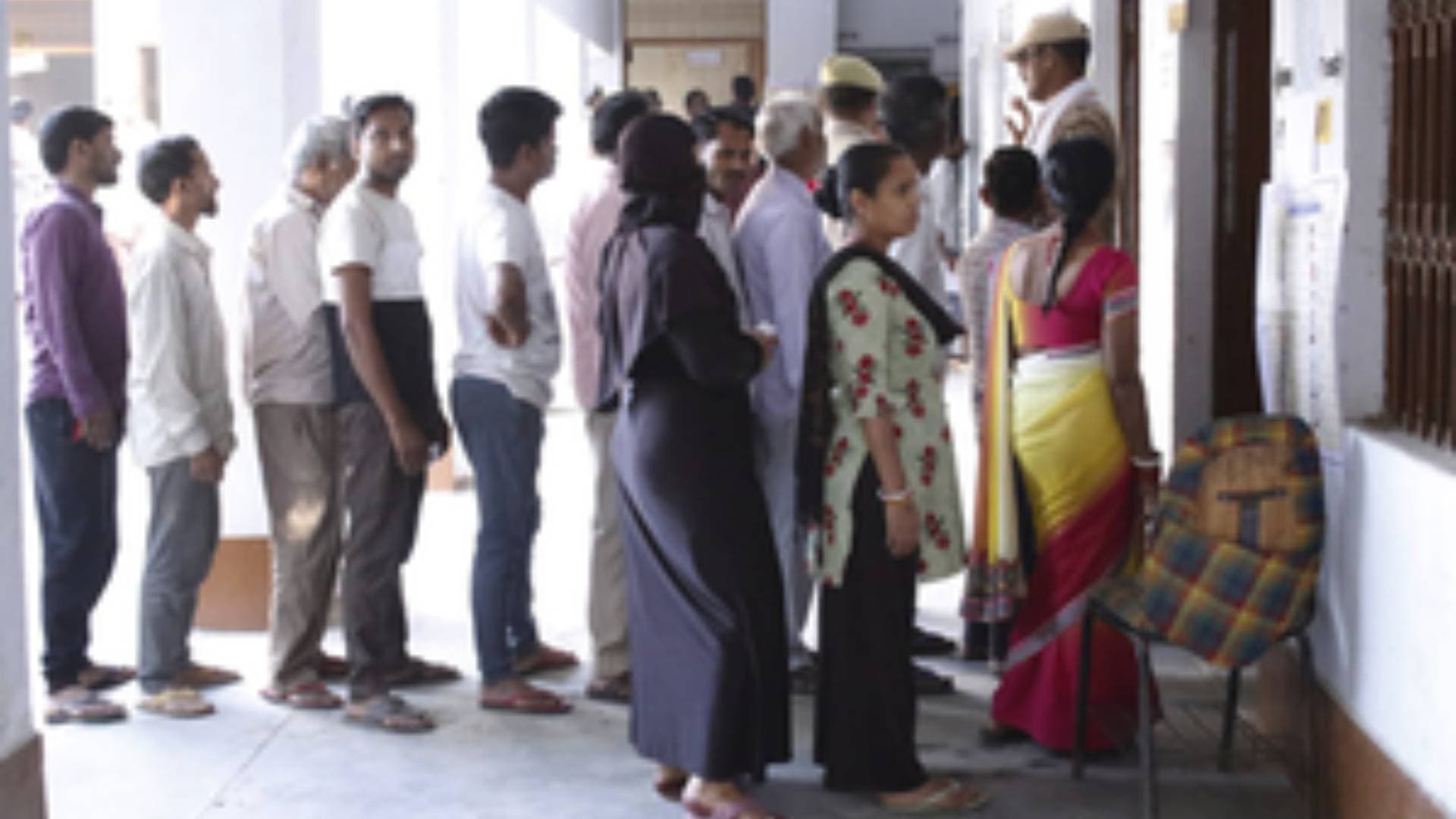 Phase-2 LS polls: Voting begins in 88 constituencies; Rahul Gandhi, Hema Malini in fray