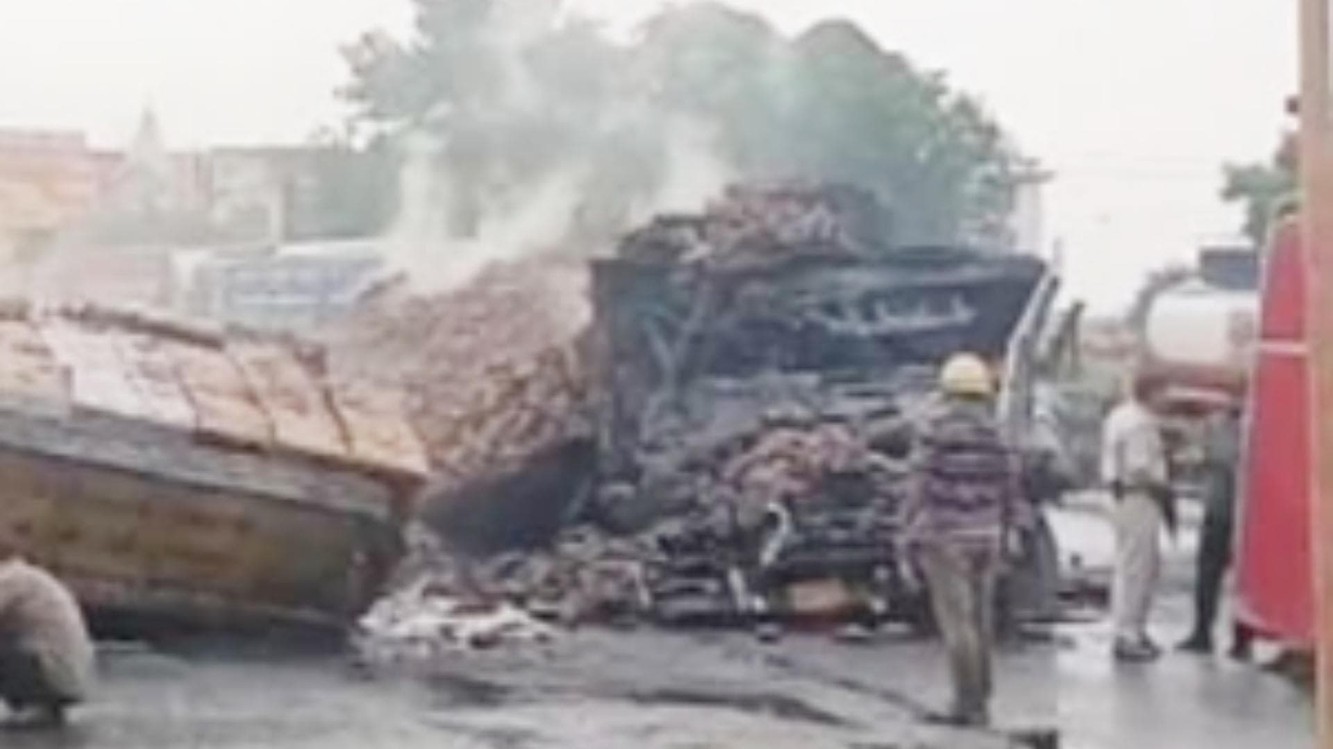 Two Charred To Death As Three Vehicles Collide In Rajasthan