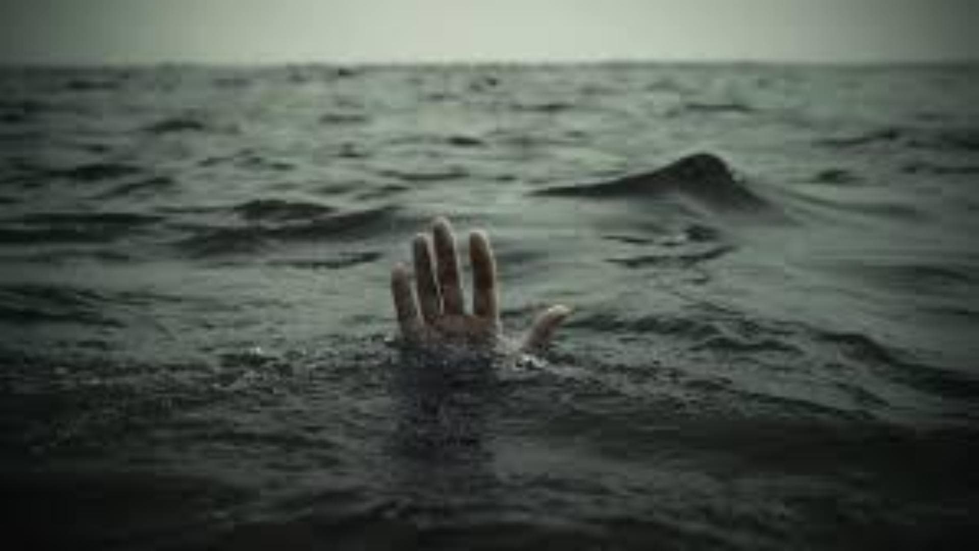 Youth Goes Missing After Jumping Into Mahanadi In Cuttack