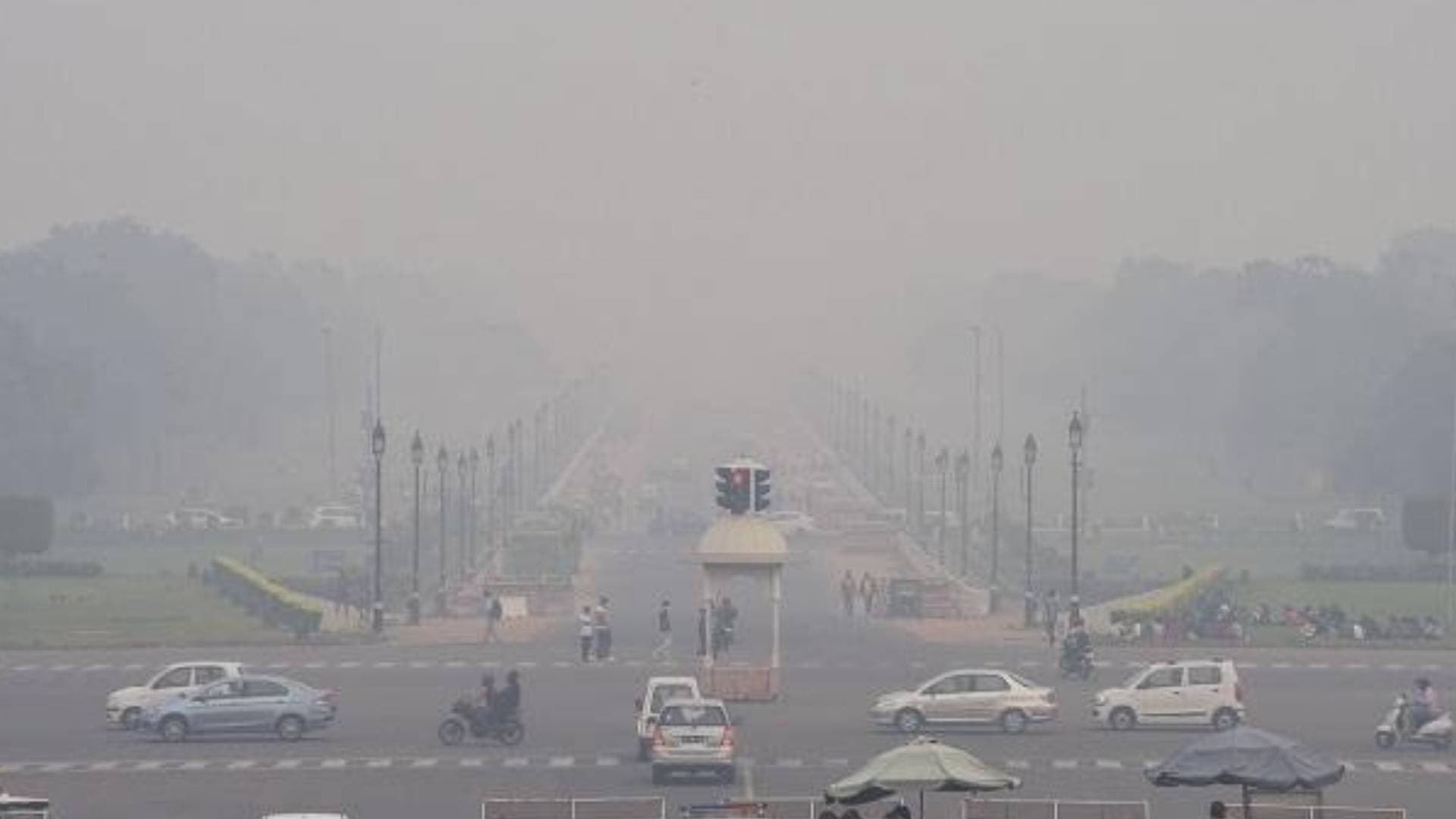 At AQI Of 310, Air Quality In Delhi Continues To Remain In 'Very Poor' Category